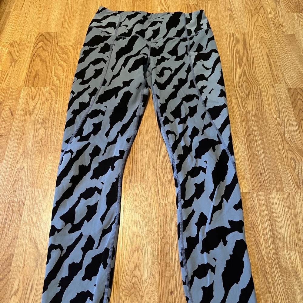 Varley Gray Black Zebra Fitness Legging S